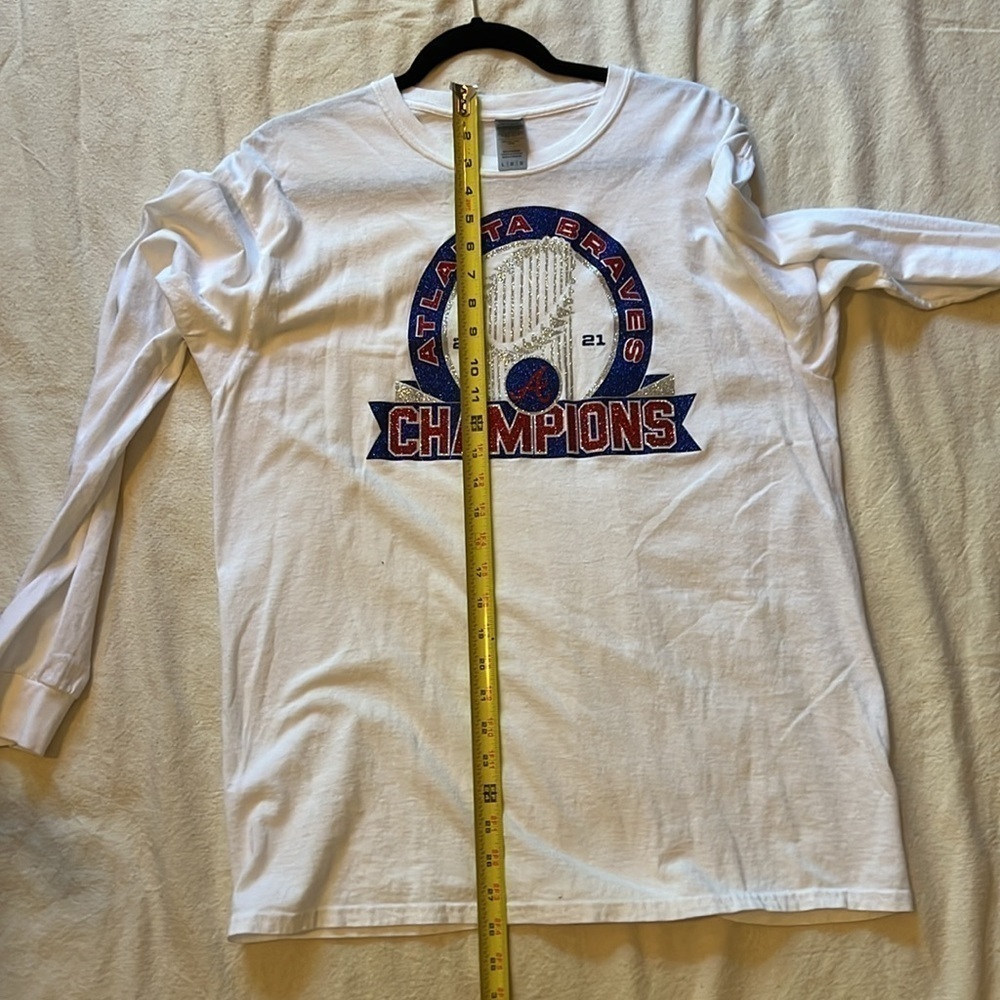 Golden Atlanta Braves World Series 2021 White Long Sleeve Tshirt Sparkle Size L - Picture 7 of 9